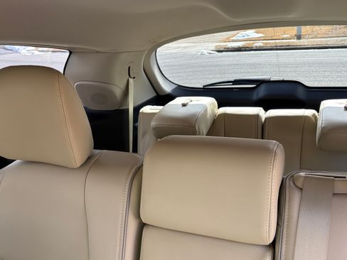 Used 2017 INFINITI QX60 AWD w/ Premium Plus Package image 9