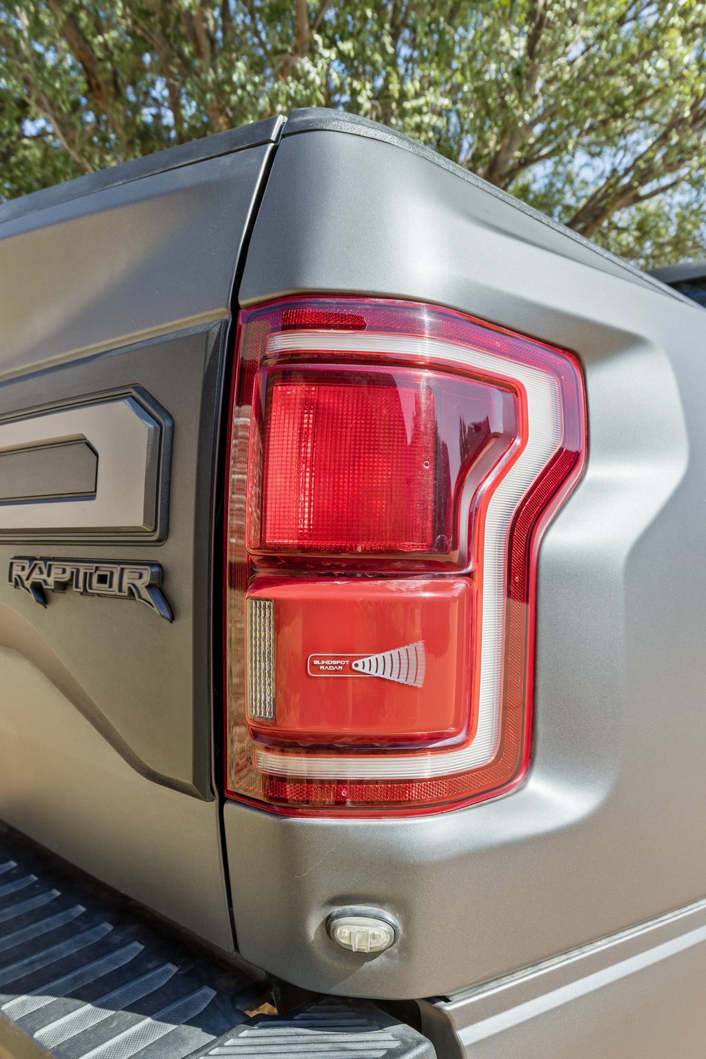 Used 2019 Ford F150 Raptor w/ Equipment Group 802A Luxury AWD/4WD image 20