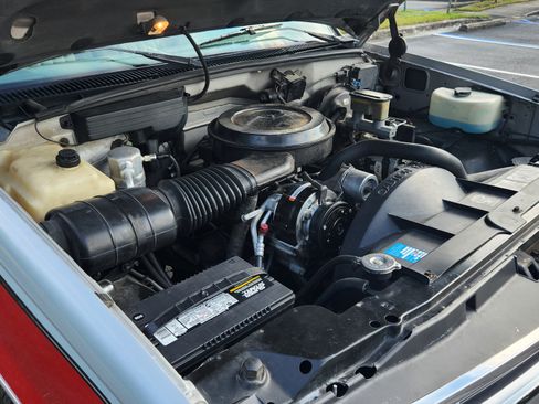 Used 1992 Chevrolet Silverado 2500 4x4 Regular Cab image 17