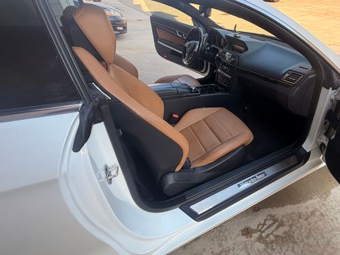 Used 2015 Mercedes-Benz E 400 4MATIC Coupe image 11