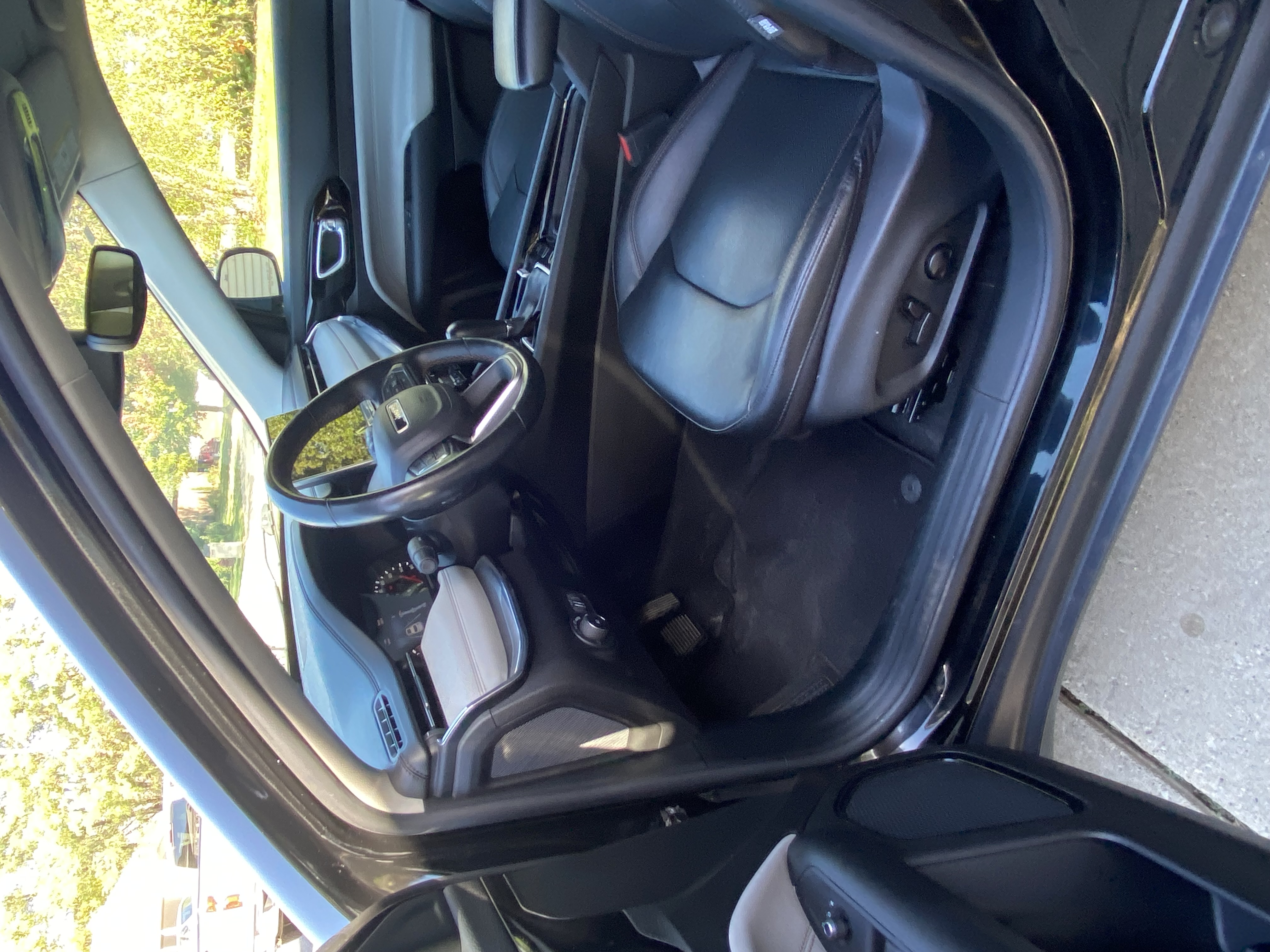 Used 2022 Jeep Compass Limited AWD/4WD image 12