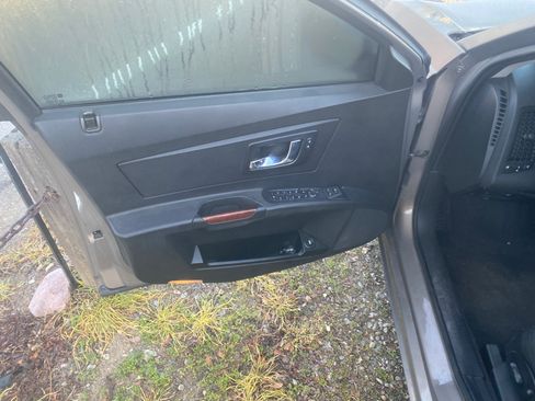 Used 2006 Cadillac CTS 2.8 w/ 2.8L V6 Luxurto Package image 6