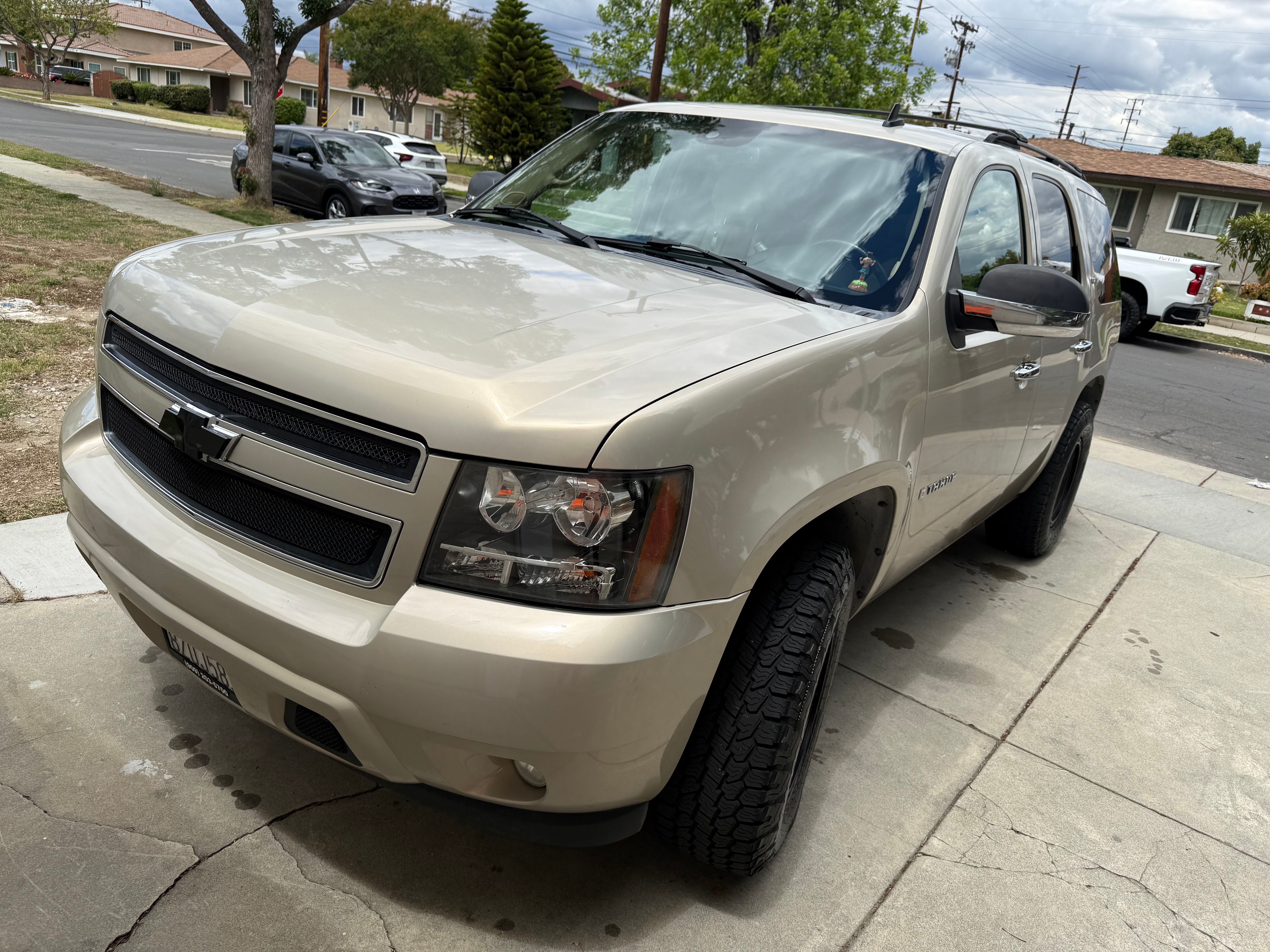 Used 2007 Chevrolet Tahoe LTZ w/ LTZ Preferred Equipment Group RWD image 1