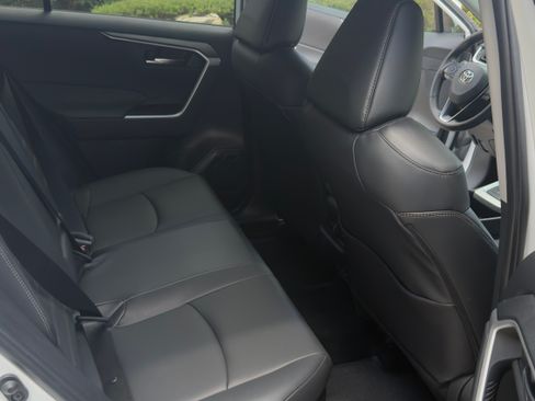 Used 2024 Toyota RAV4 XLE Premium AWD/4WD image 6