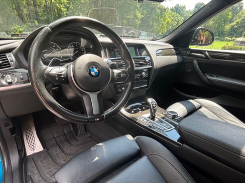 Used 2016 BMW X4 M40i image 10