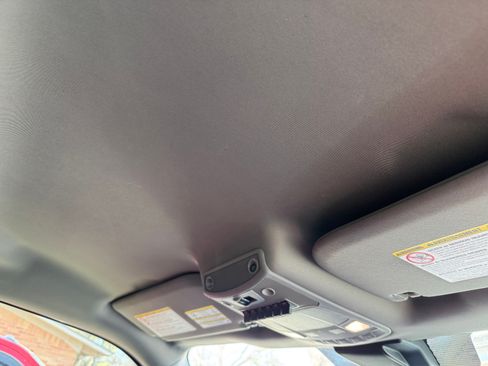 Used 2021 Ford F250 Lariat w/ Tremor Off-Road Package image 10