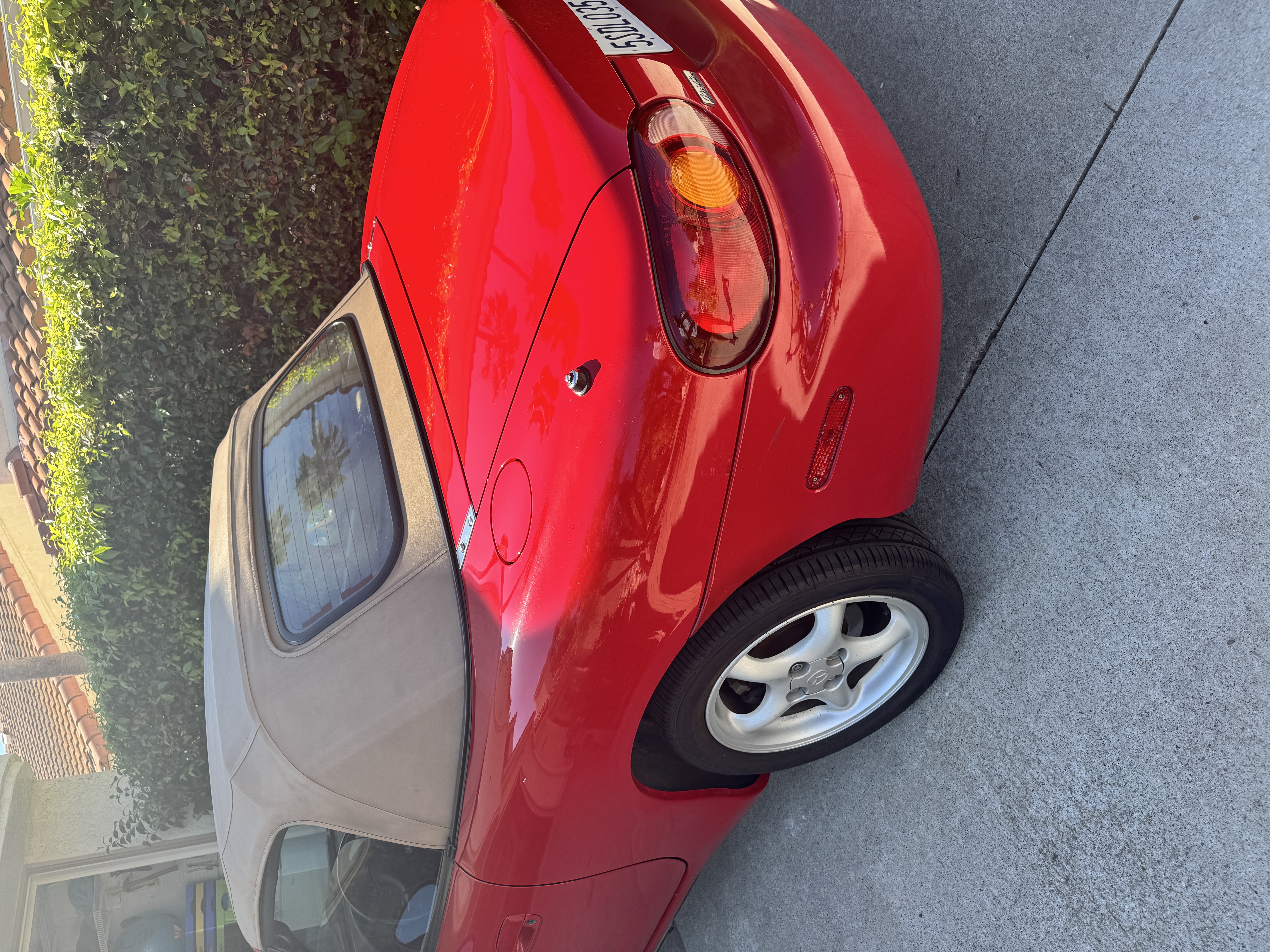 Used 2000 MAZDA MX-5 Miata RWD image 9
