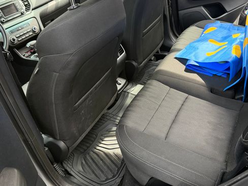 Used 2019 Kia Sportage LX image 11