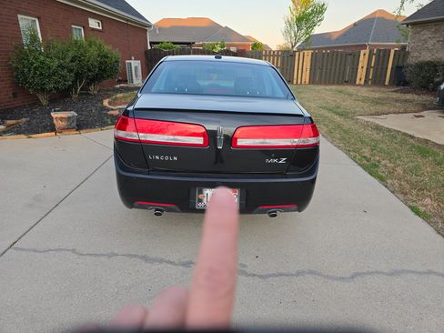 Used 2012 Lincoln MKZ image 4