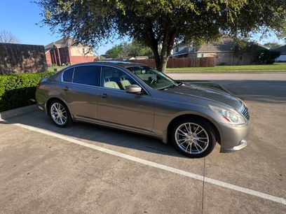 Used 2012 INFINITI G37 Journey w/ Premium Pkg