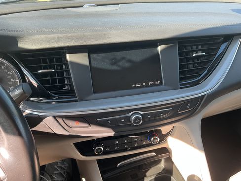 Used 2019 Buick Regal Preferred w/ Driver Confidence Package I image 13