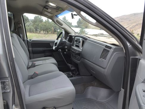 Used 2009 Dodge Ram 3500 Truck SLT w/ Trailer Tow Group AWD/4WD image 9