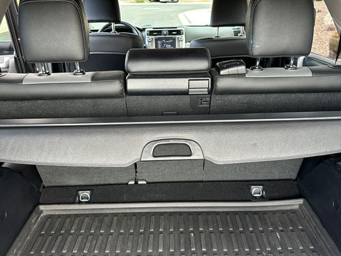 Used 2016 Toyota 4Runner SR5 Premium AWD/4WD image 9