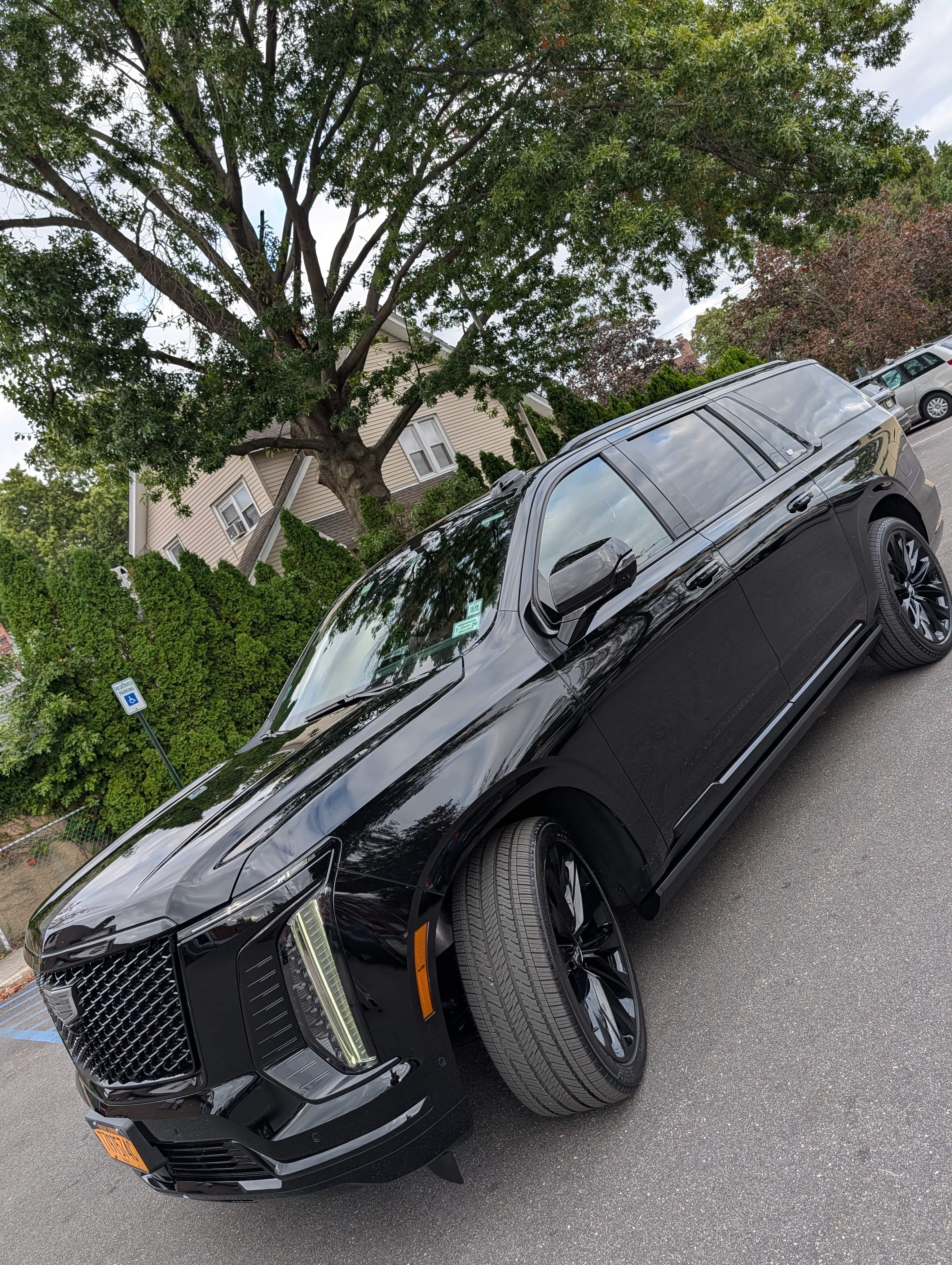 Used 2026 Cadillac Escalade ESV Sport w/ LPO, ONYX Package AWD/4WD image 1