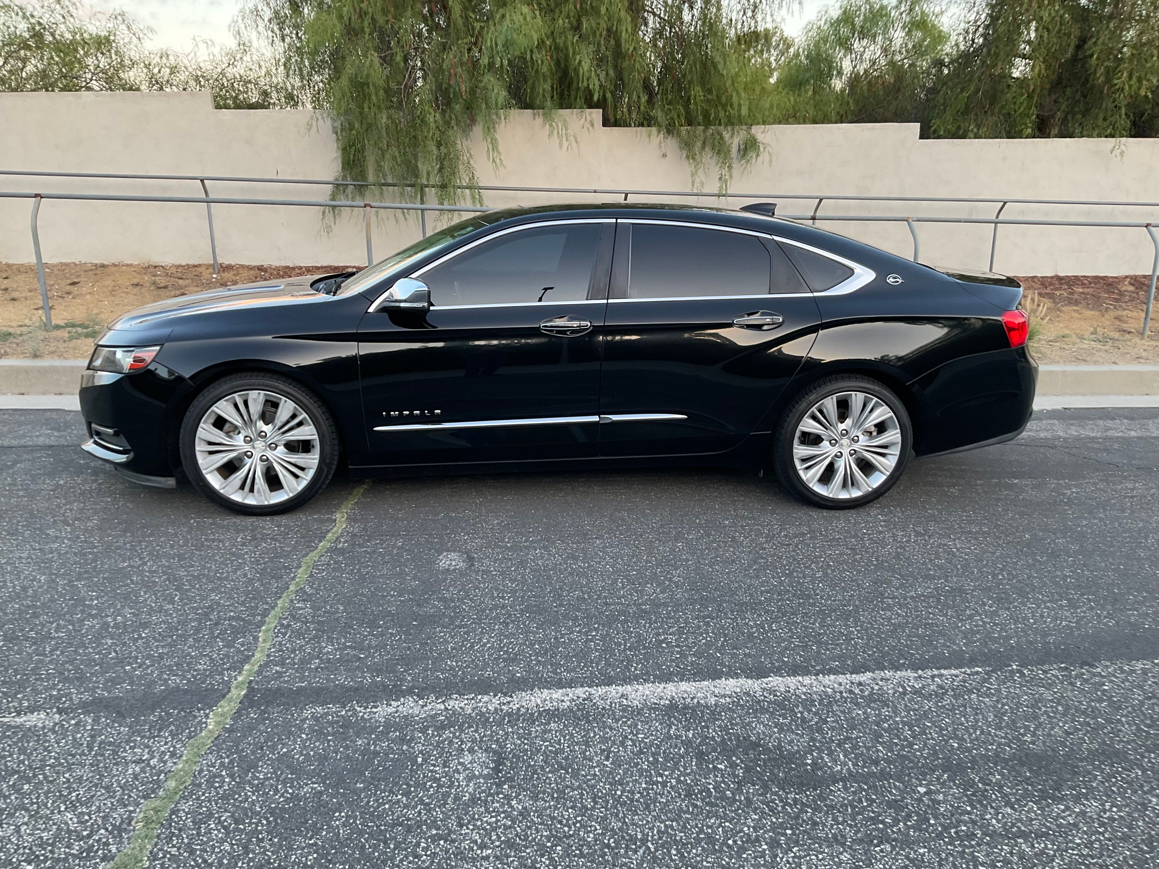 Used 2015 Chevrolet Impala LTZ FWD image 6