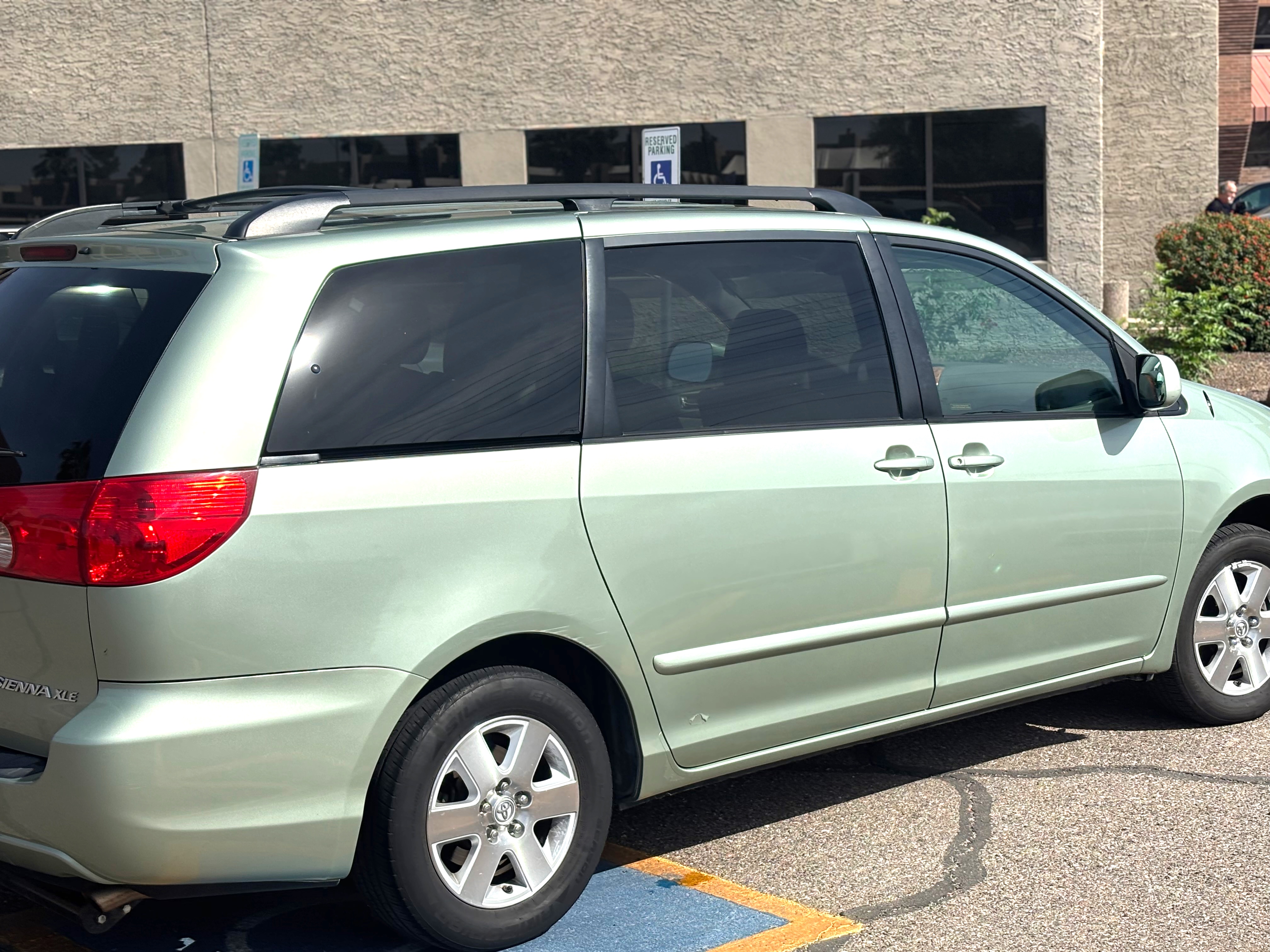 Used 2009 Toyota Sienna FWD image 6