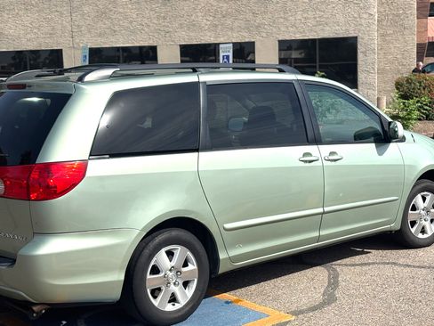 Used 2009 Toyota Sienna FWD image 6