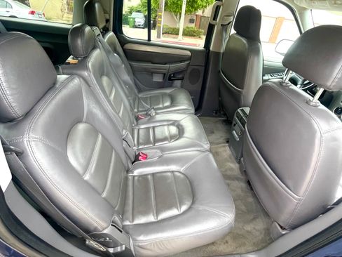 Used 2003 Ford Explorer Sport XLT image 6