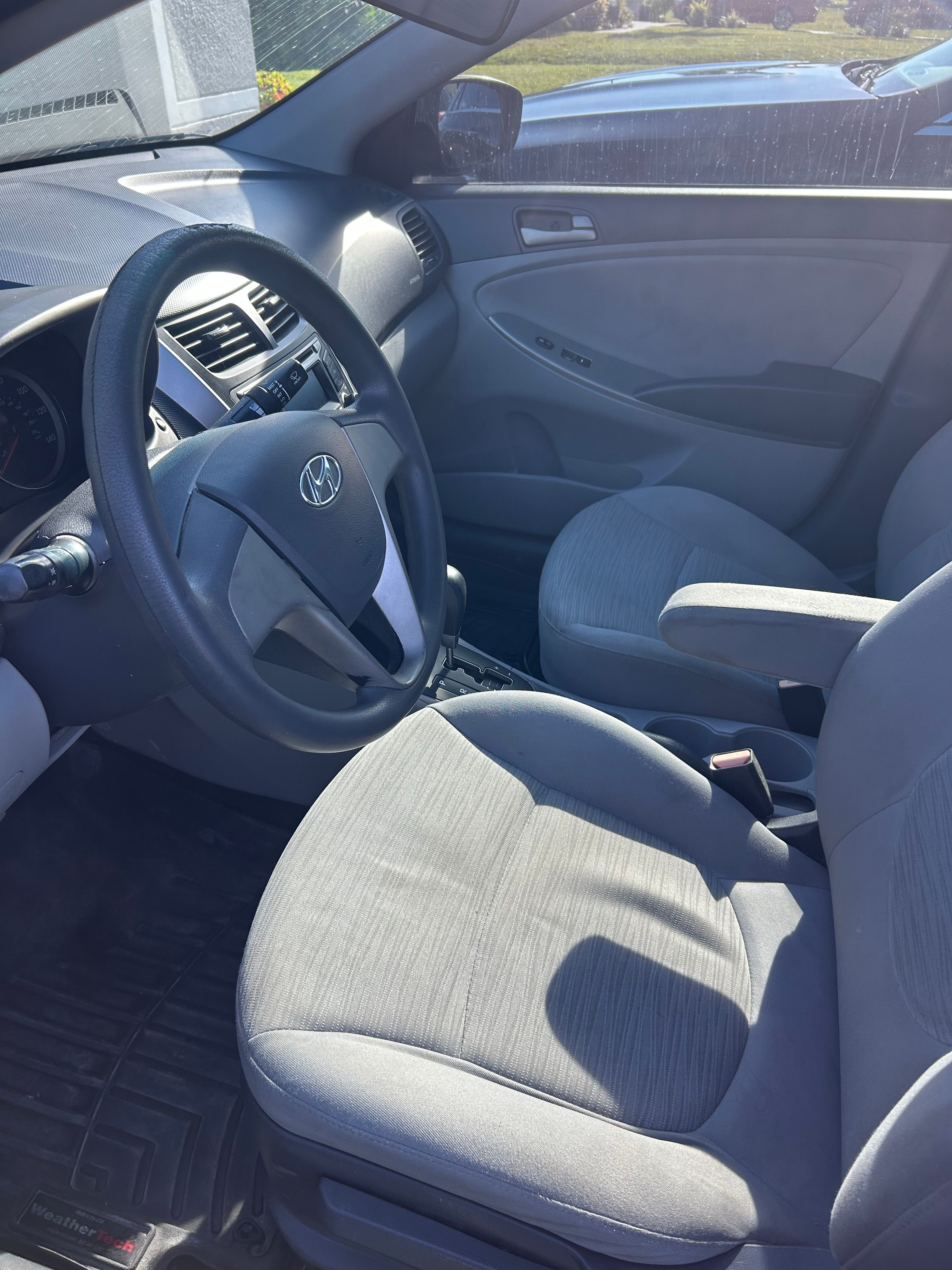Used 2016 Hyundai Accent SE FWD image 9