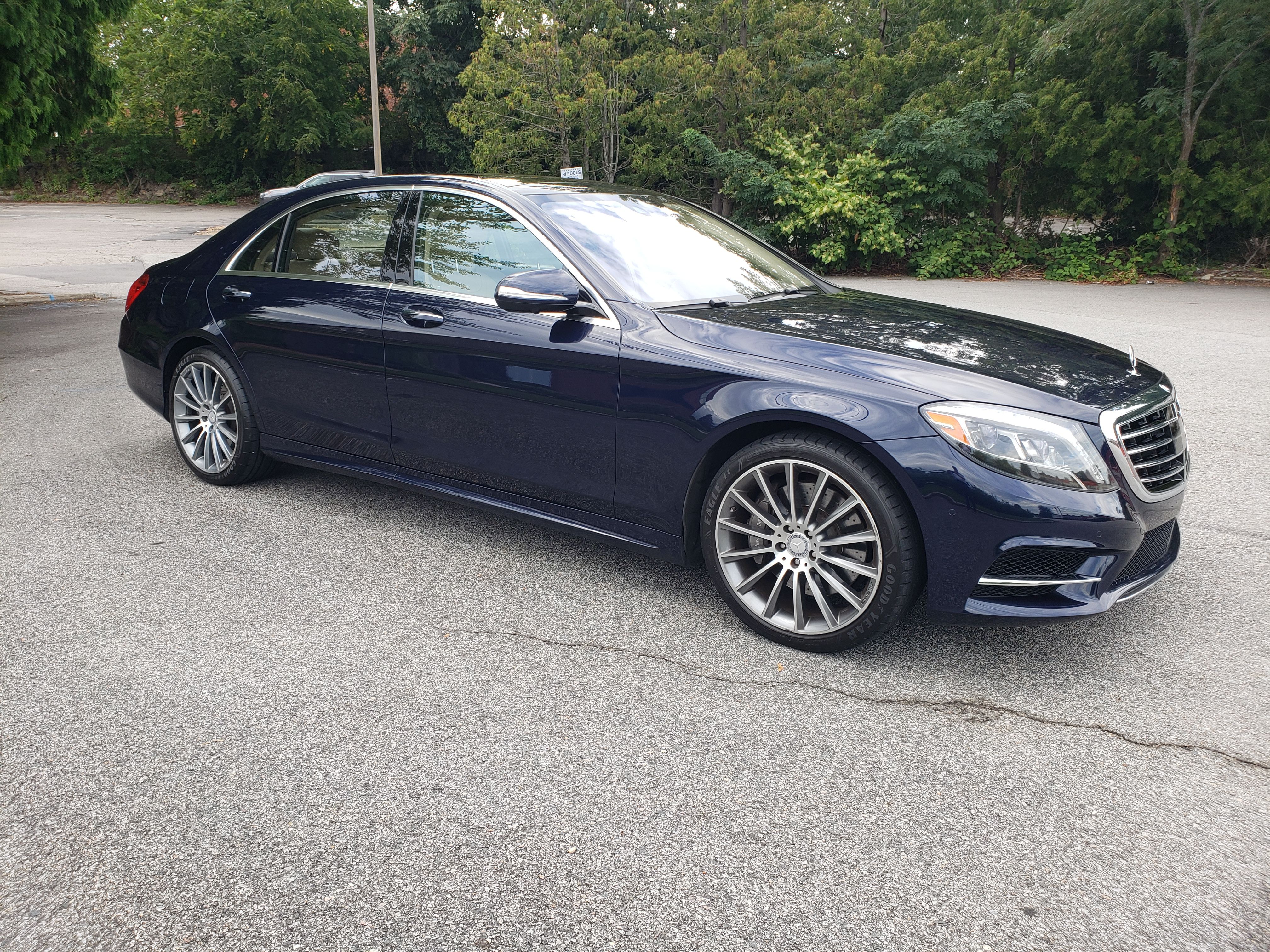 Used 2016 Mercedes-Benz S 550 4MATIC Sedan image 11