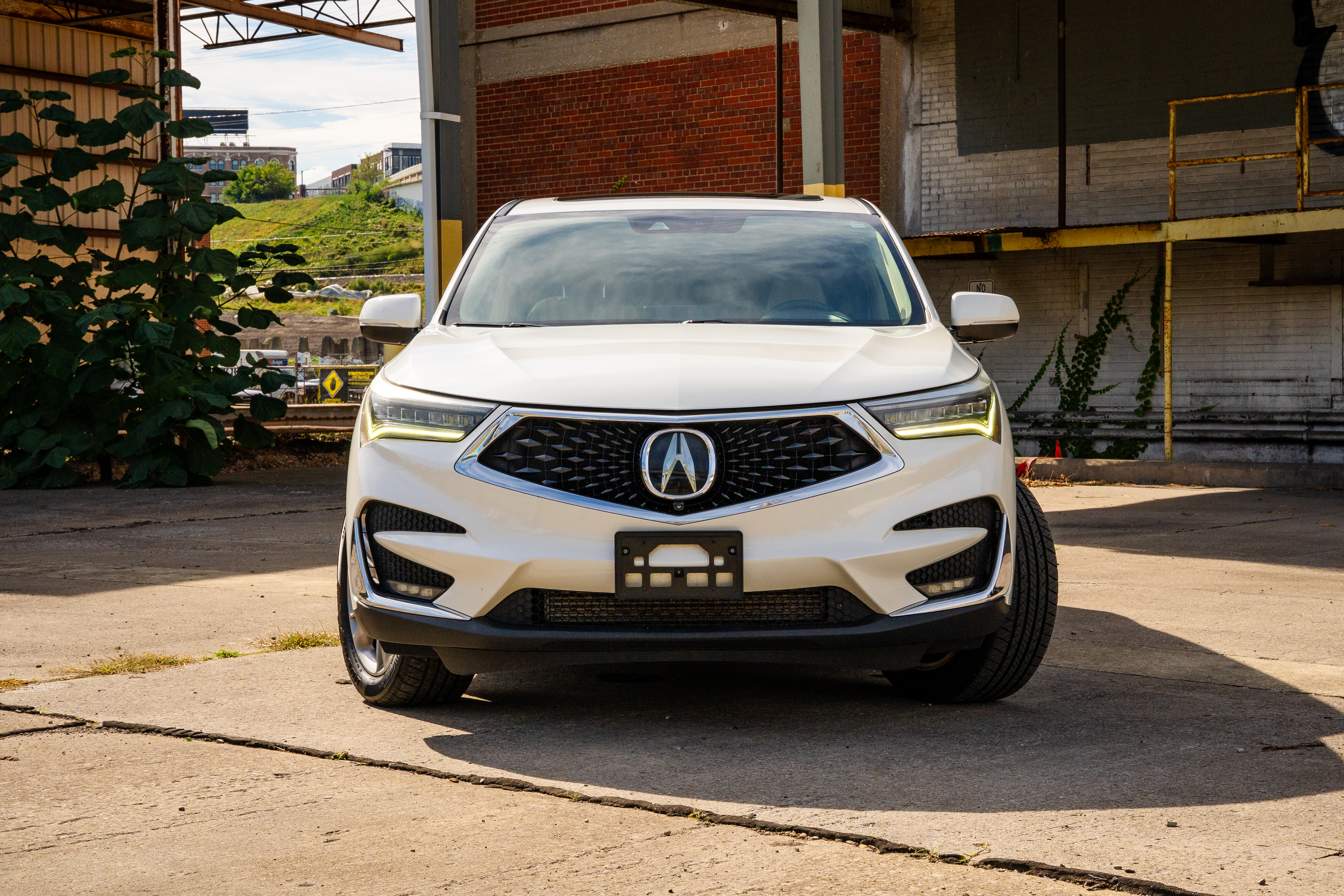 Used 2019 Acura RDX w/ Advance Package AWD/4WD image 2