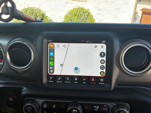 Used 2022 Jeep Gladiator Rubicon w/ LED Lighting Group image 14