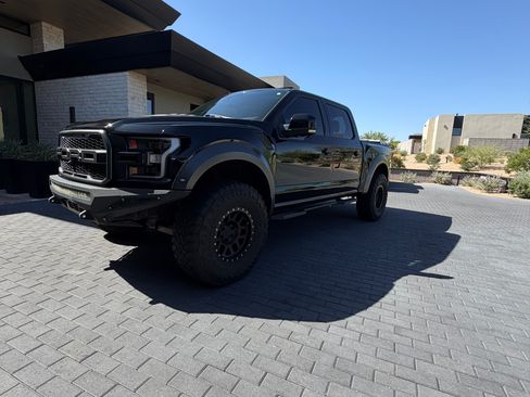 Used 2018 Ford F150 Raptor w/ Equipment Group 802A Luxury AWD/4WD image 5
