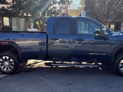 Used 2020 GMC Sierra 2500 Pickup 4D 8 ft w/ Convenience Package image 5