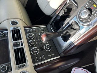 Used 2012 Land Rover Range Rover HSE LUX AWD/4WD image 25