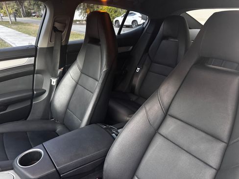 Used 2011 Porsche Panamera S image 13