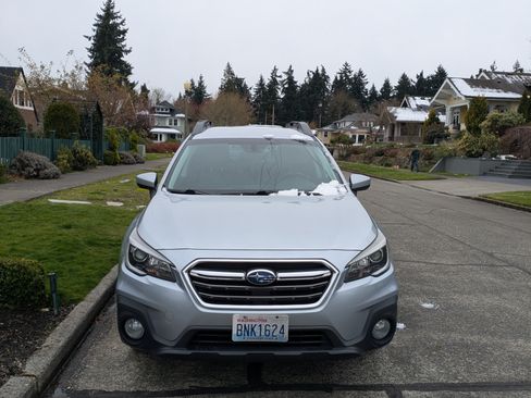 Used 2019 Subaru Outback 2.5i Premium image 5