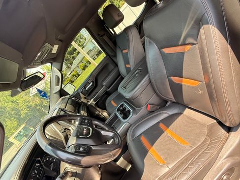 Used 2021 GMC Sierra 1500 AT4 AWD/4WD image 17