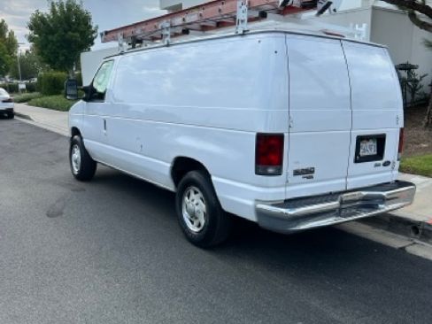 Used 2013 Ford E-250 and Econoline 250 w/ PWR Group RWD image 5