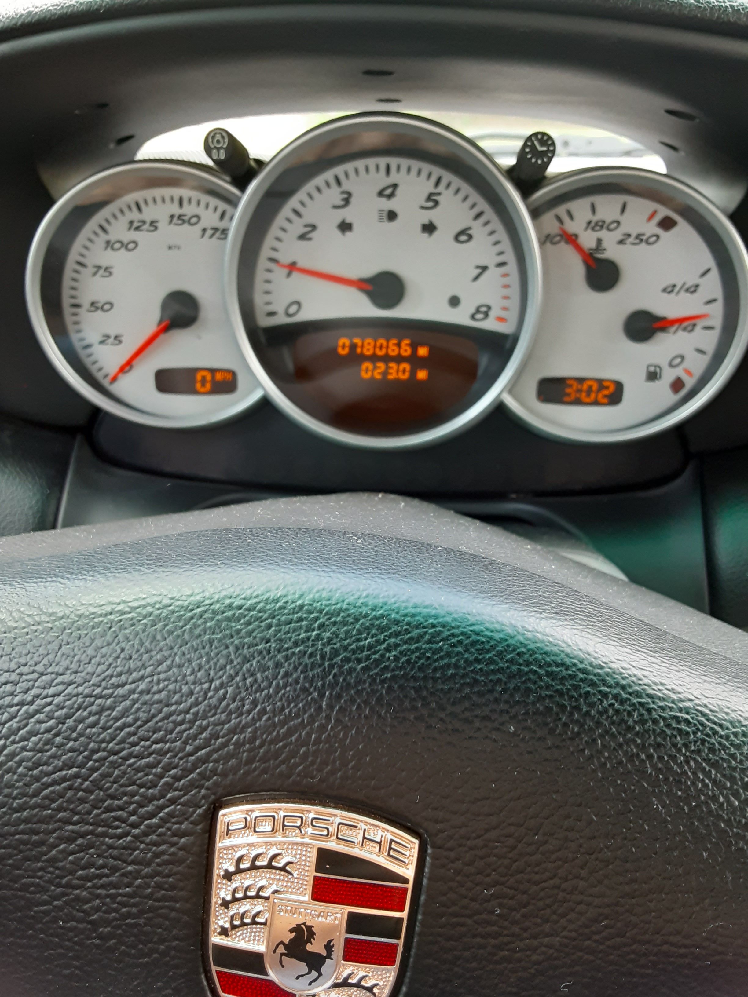 Used 2004 Porsche Boxster S RWD image 11