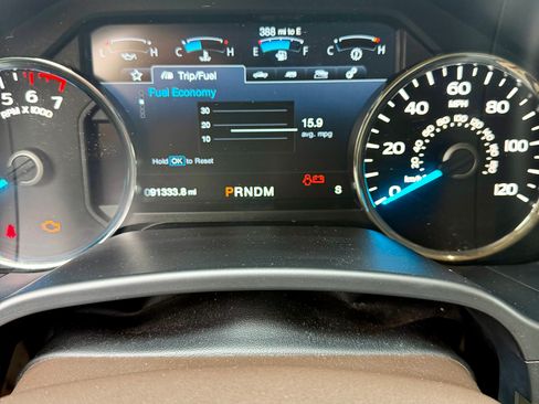 Used 2020 Ford F150 Lariat image 12