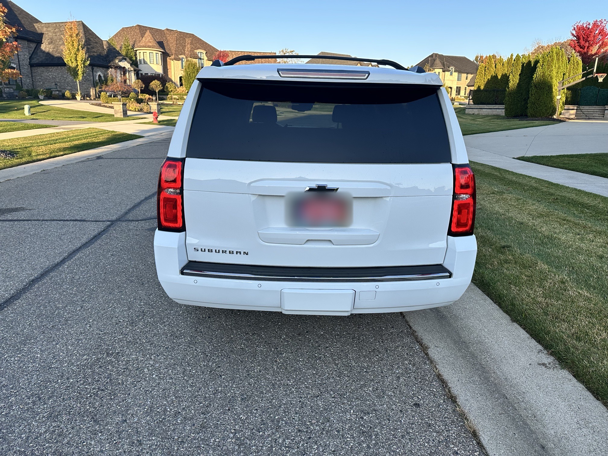 Used 2016 Chevrolet Suburban LTZ AWD/4WD image 14