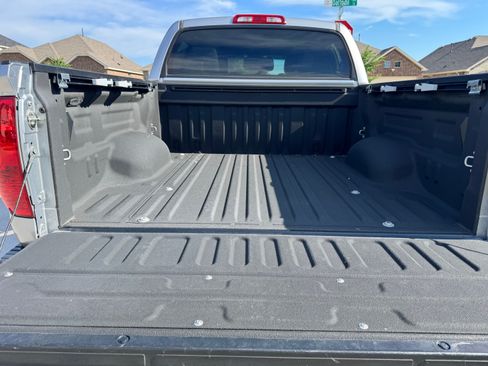 Used 2017 Toyota Tundra Limited AWD/4WD image 6