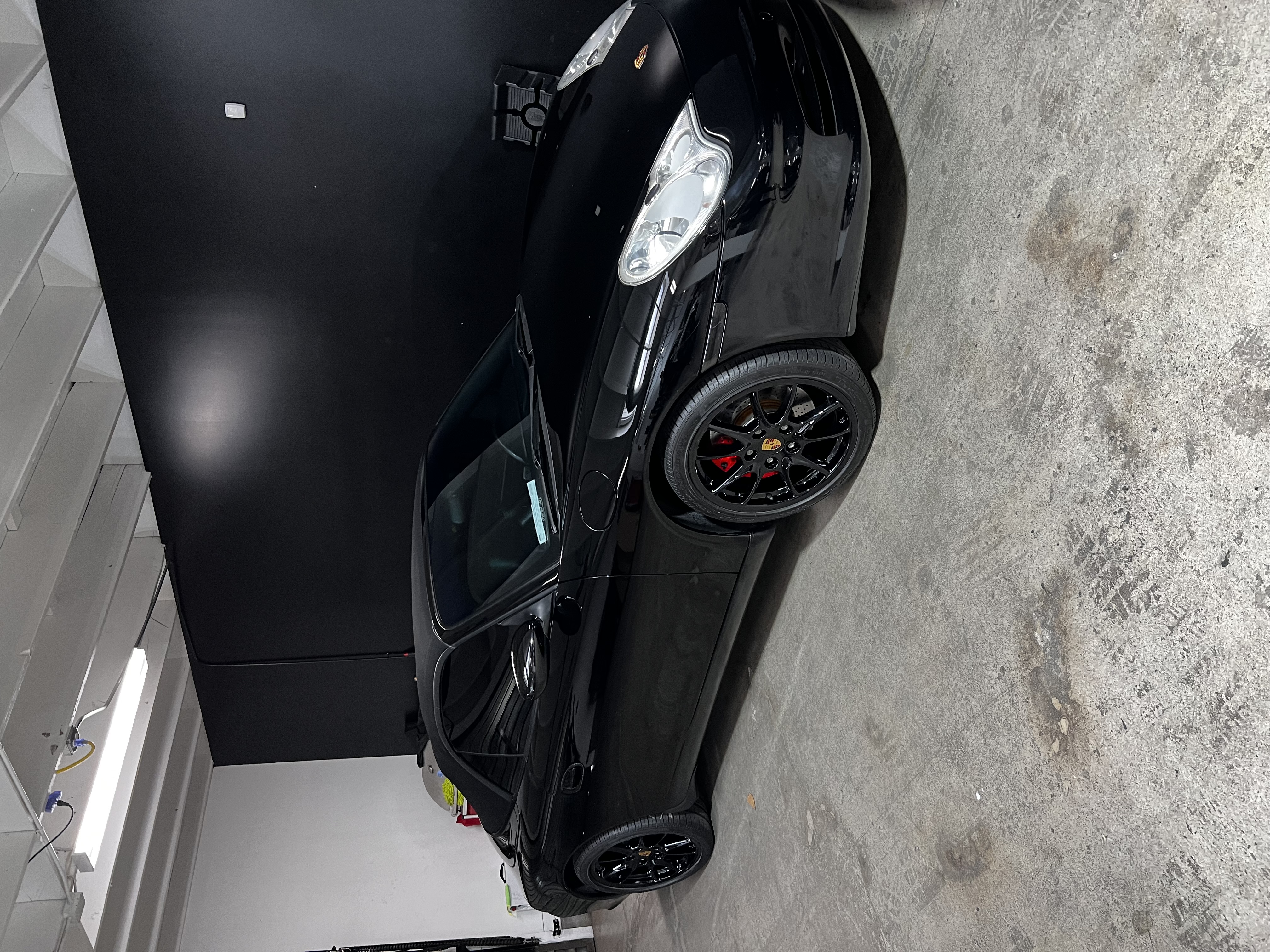 Used 2002 Porsche 911 Cabriolet image 5