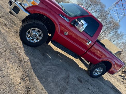 Used 2015 Ford F350 XLT w/ XLT Interior Package image 1