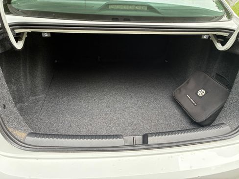 Used 2015 Volkswagen Jetta S FWD image 11