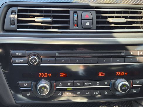 Used 2014 BMW M6 Coupe image 23