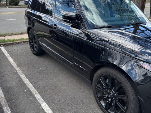 Used 2021 Land Rover Range Rover Westminster Edition image 2