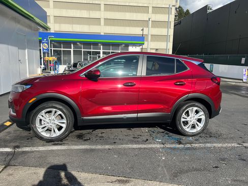 Used 2023 Buick Encore GX Preferred w/ Cold Weather Comfort Package image 6