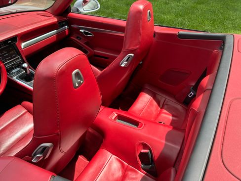 Used 2014 Porsche 911 Carrera S RWD image 5