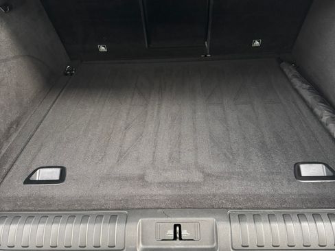 Used 2019 Land Rover Range Rover Sport Supercharged image 32