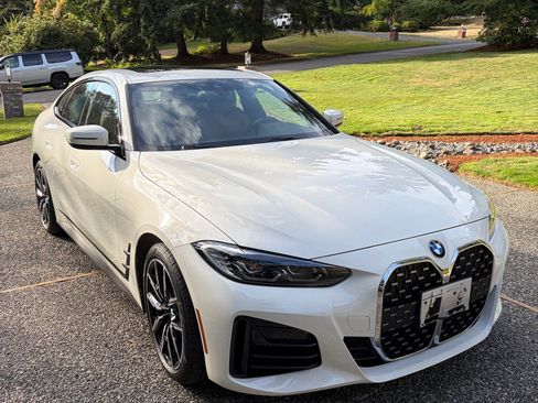 Used 2022 BMW 430i Gran Coupe w/ M Sport Package RWD image 8