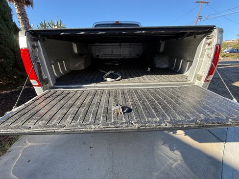 Used 2004 Ford F350 XLT image 15