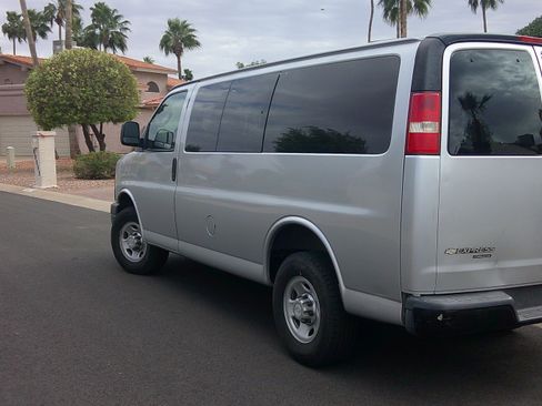 Used 2016 Chevrolet Express 2500 LS image 1
