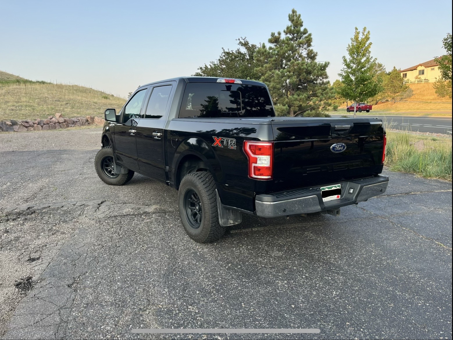 Used 2020 Ford F150 XLT w/ Equipment Group 302A Luxury AWD/4WD image 9