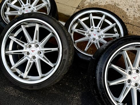 Used 2015 INFINITI Q50 Sport w/ Navigation Package image 10